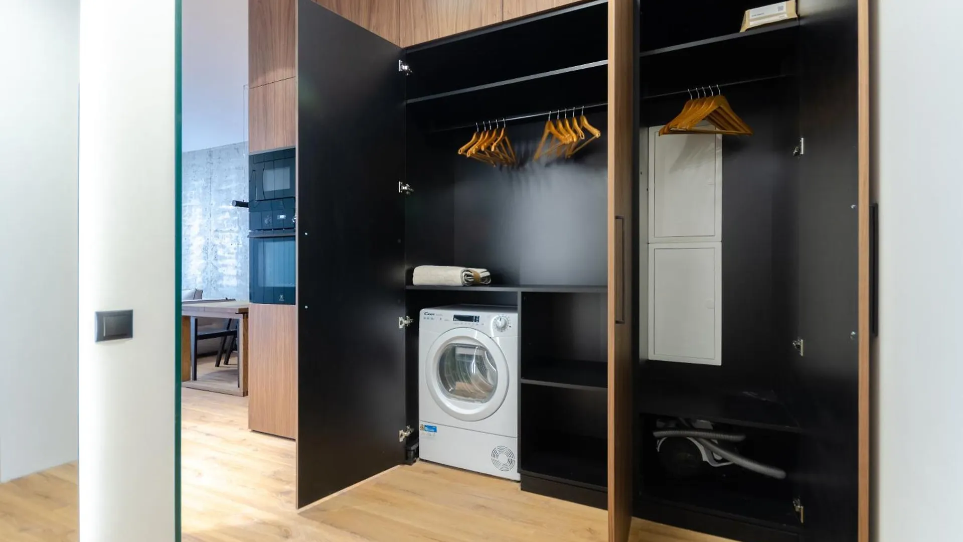 Petrovdom Apartments 10-230 In Rc Yaroslaviv Grad, Bulvarno Kudriavska 17 كييف