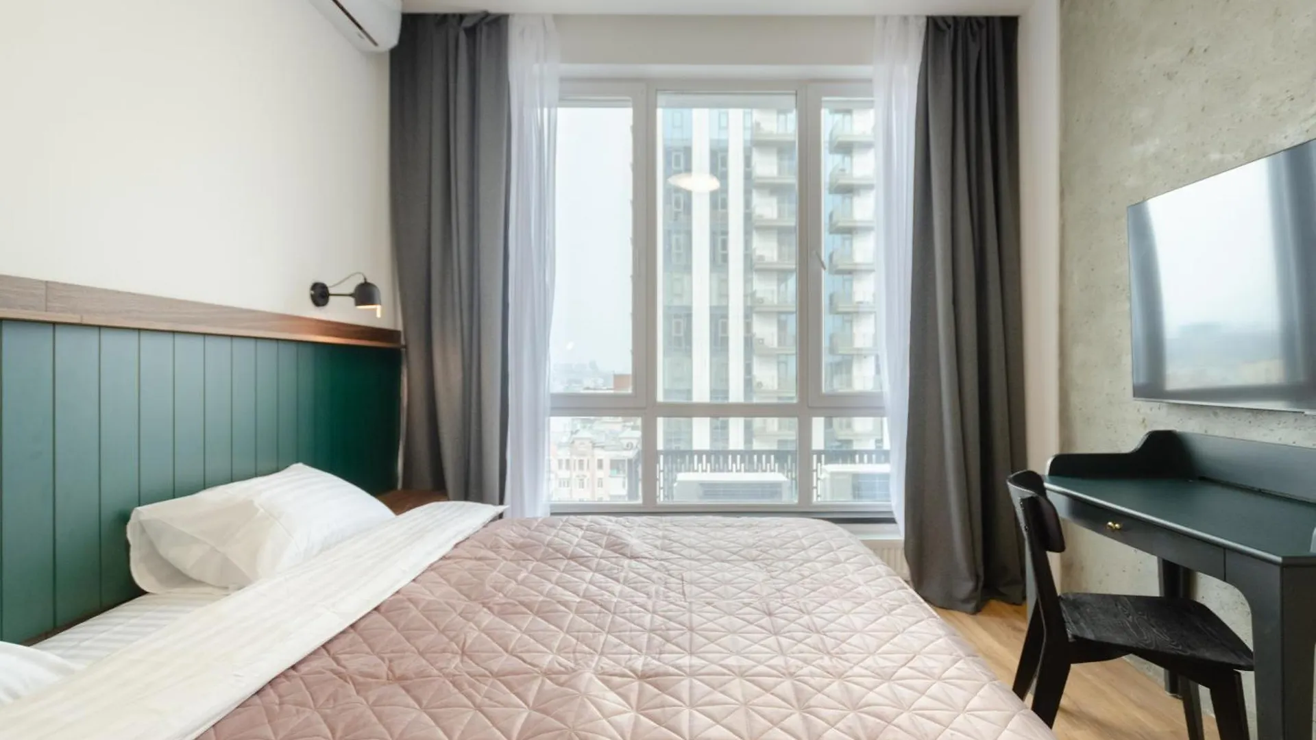Petrovdom Apartments 10-230 In Rc Yaroslaviv Grad, Bulvarno Kudriavska 17 كييف