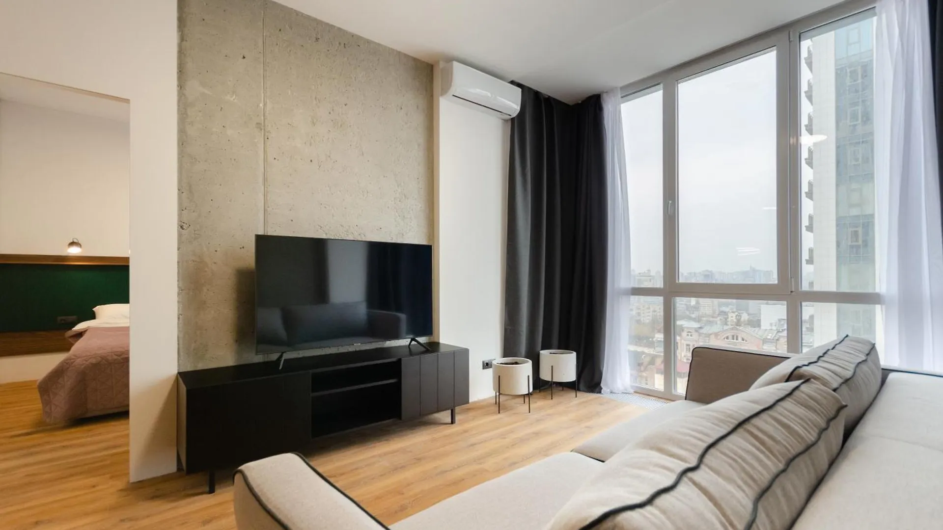 Petrovdom Apartments 10-230 In Rc Yaroslaviv Grad, Bulvarno Kudriavska 17 Kijów