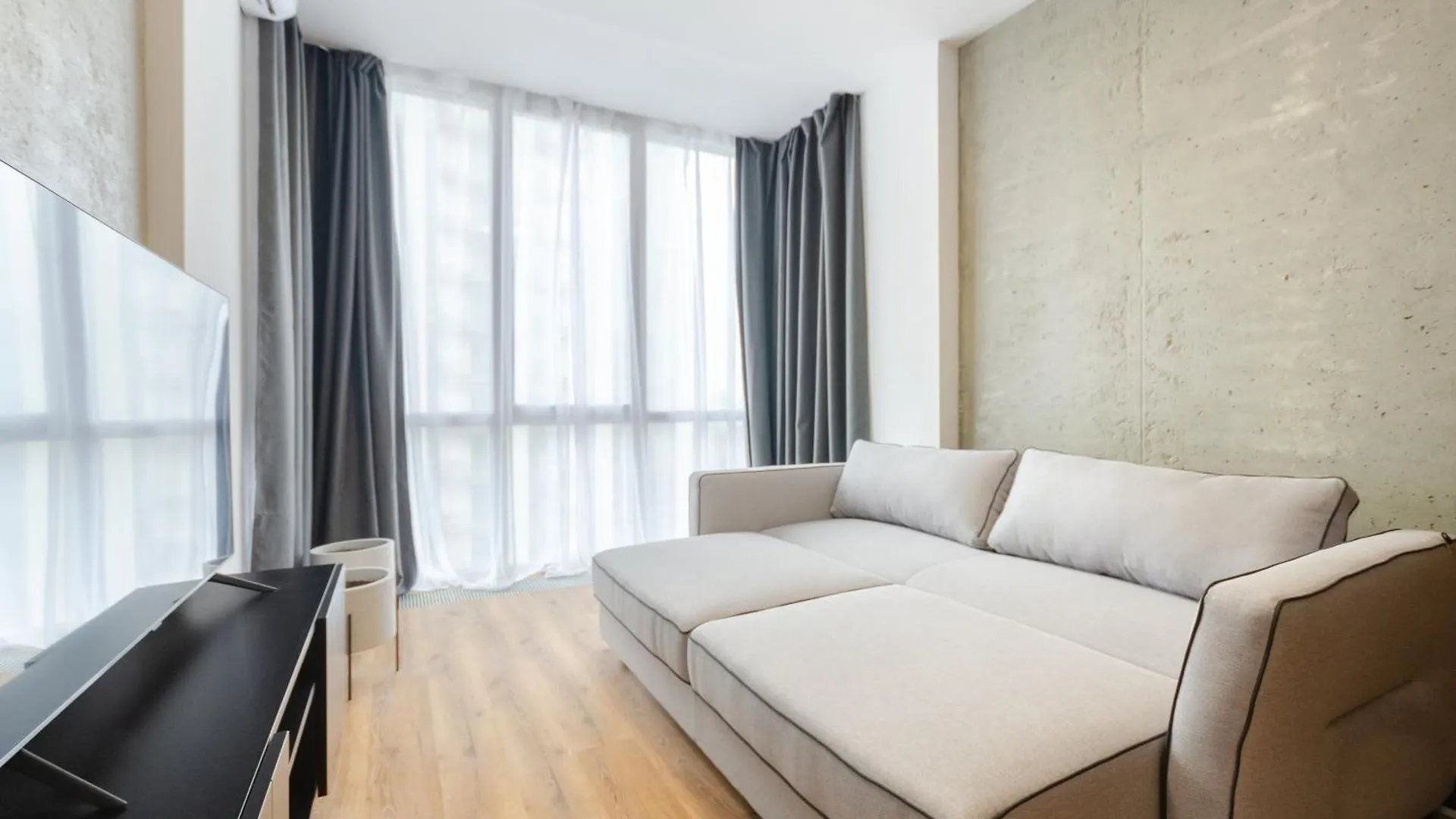 Petrovdom Apartments 10-230 In Rc Yaroslaviv Grad, Bulvarno Kudriavska 17 Kijów